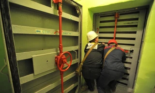 Nga đột ngột nâng cấp hàng loạt hầm tránh bom