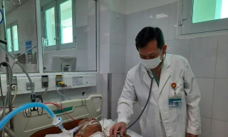 Phẫu thuật khẩn cấp cứu sống bệnh nhân bị đâm thủng tim