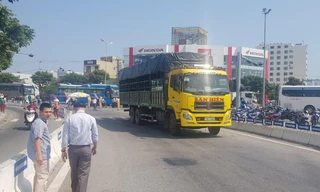 Va chạm xe tải, một phụ nữ tử vong tại chỗ