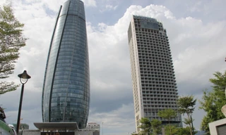 Trung tâm hành chính TP. Đà Nẵng (trái). Ảnh: Thanh Trần. 