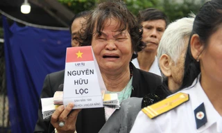 Tưởng niệm liệt sĩ Gạc Ma: 31 năm rồi, thương quá con ơi!