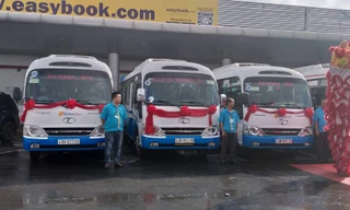 Tuyến buýt liên tỉnh giúp người dân hạn chế sử dụng phương tiện cá nhân.