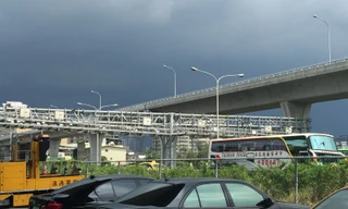 Tận thấy hệ thống thu phí không dừng hiện đại trên quốc lộ