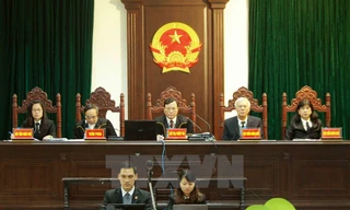 Hội đồng xét xử vụ án ông Đinh La Thăng và đồng phạm. Ảnh: TTXVN.