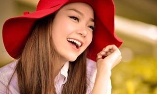 Minh Hằng đẹp dịu dàng đến mơ màng