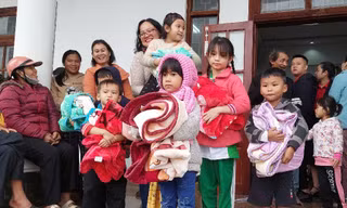 Hàng ngàn suất quà Tết, thuốc miễn phí đến với người dân khó khăn Quảng Nam