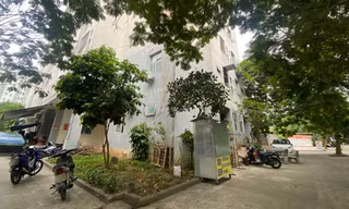 Vụ học sinh lớp 6 nhảy lầu ở Đà Nẵng: Nạn nhân qua cơn nguy kịch, lúc tỉnh gọi được 'mẹ ơi'