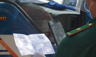 Đà Nẵng từ chối hơn 15.000 đơn vị đăng ký cấp giấy đi đường trong một ngày