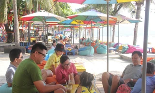 Đà Nẵng nhộn nhịp trước thời khắc 'mở cửa bầu trời' 