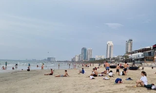 Dự kiến ngày 9/6, Đà Nẵng cho tắm biển, bán hàng ăn uống tại chỗ