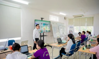 Phát triển kỹ năng thiết yếu cho sinh viên ngành Du lịch trong thời đại công nghệ số 