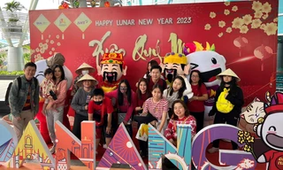 Đón đoàn khách du lịch đầu tiên tới Đà Nẵng, Đắk Lắk trong năm mới