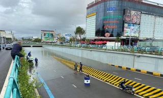 Đà Nẵng: Bốn người chết do mưa ngập, nhiều nơi nước vẫn bủa vây