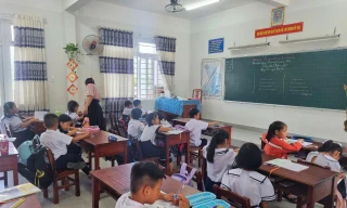 Siết dạy thêm, phụ huynh than thở điều gì?