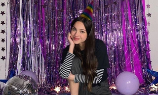 Kristen Stewart, Jared Leto và dàn sao đình đám cover siêu hit của Olivia Rodrigo