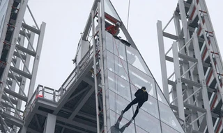 Hoàng tử Andrew trên tòa nhà Shard