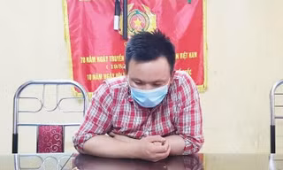 Khởi tố đối tượng F0 chống đối, lăng mạ công an ở chốt kiểm soát dịch