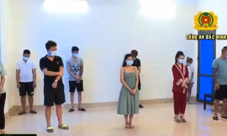 Nghỉ làm vì dịch, 9 thanh niên 'mở tiệc' ma túy tại gia