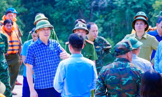 Hai người mất tích trong lũ, Giám đốc Công an trực tiếp xuống hiện trường