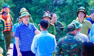 Hai người mất tích trong lũ, Giám đốc Công an trực tiếp xuống hiện trường