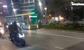 Hết giờ hoạt động, sao không cho xe chạy vào làn BRT?
