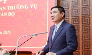 Phân công, điều động, bổ nhiệm nhân sự chủ chốt tại 5 tỉnh