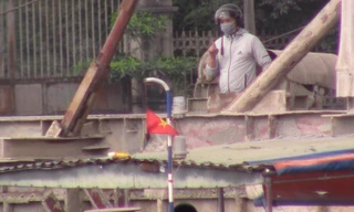 Đình chỉ nhóm cảng vụ viên thực hiện tuyệt chiêu 'làm luật' trên sông