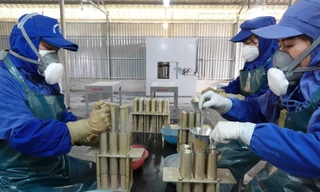 Dừng bán pháo hoa do quân đội sản xuất là thông tin chưa chính xác