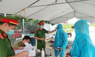 Thủ tướng tặng bằng khen 14 tập thể, cá nhân tiêu biểu chống dịch COVID-19 tại Bắc Giang