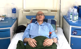 Hai học trò vùng cao lỡ hẹn thi tốt nghiệp THPT vì mắc bệnh hiểm nghèo