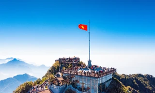 Thu phí tham quan đỉnh Fansipan, thác Cát Cát từ 1/1/2025