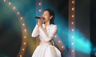 Sau 5 tháng "mất tích" vì ồn ào tình cảm gây chấn động, Hiền Hồ sắp tái xuất làng nhạc Việt?