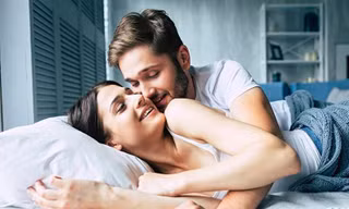 Chồng đại gia vắng nhà chưa được một ngày, vợ trẻ bất chấp làm điều tệ hại này ngay tại nhà