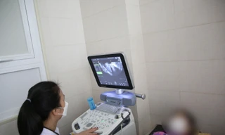 Chị H. phát hiện ung thư, tiền ung thư sau khi khám sức khỏe định kỳ. Ảnh: Bv cung cấp