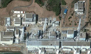 Khói lại bốc lên từ nhà máy hạt nhân Nhật