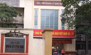 Hà Nội đón học sinh trở lại trường, Học viện Quản lý Giáo dục dính nhiều sai phạm