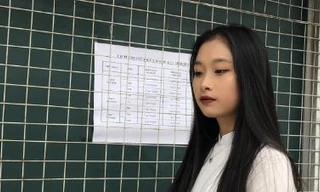 Nguyễn Đình Nguyệt Hà (19 tuổi) đang là sinh viên năm thứ nhất của trường Học viện Ngân hàng cả thấy vừa vui nhưng cũng có chút lo lắng khi sắp đi học trực tiếp. Ảnh: NVCC