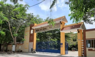 Điểm nhấn giáo dục: Mới nhất vụ 'hiệu phó trường chuyên bắt trò ăn đồ từ thùng rác'