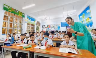 Điểm nhấn giáo dục: Đề xuất chính sách tiền lương mới để thu hút giáo viên