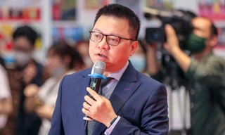 Nhà báo Lê Quốc Minh - Chủ tịch Hội Nhà báo Việt Nam, Tổng biên tập báo Nhân Dân trình bày về chủ đề “Chuyển đổi số báo chí”