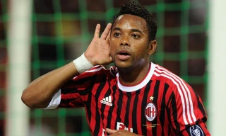 Ngôi sao Robinho bị tuyên phạt 9 năm tù vì tội hiếp dâm