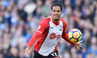 Man City chi 50 triệu bảng quyết nổ 'bom tấn' Van Dijk