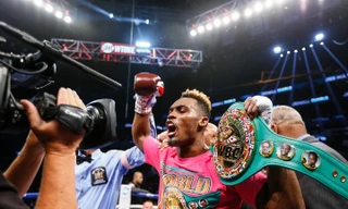 Knock-out đối thủ sau 3 phút, Jermell bảo vệ thành công đai WBC