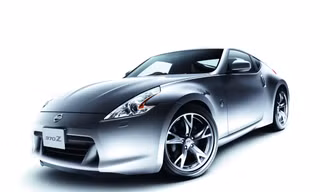 Nissan Việt Nam trình làng bộ sưu tập xe mới