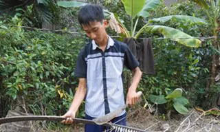 Đỗ 2 trường, cậu học trò nghèo lo phải dừng bước đại học