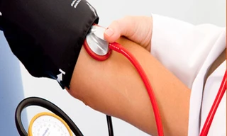 Có nên ăn kiêng tuyệt đối khi cao huyết áp?