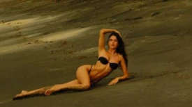 Vẻ nóng bỏng hoang dại của chân dài 9x đến từ Brazil