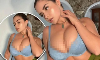 'Nữ hoàng nội y' Anh quốc khoe gần trọn vòng một ngoại cỡ gây choáng