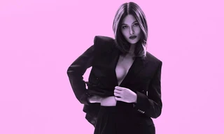 'Thiên thần nội y' Grace Elizabeth khoe đường cong tuyệt mỹ