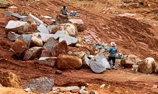 Bốn đối tượng tự xưng phóng viên đi cưỡng đoạt tài sản ở Lâm Đồng 